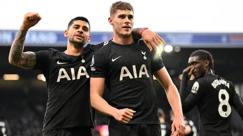 大乐透期号专家推荐：早场西甲质合分析，前区十码精选